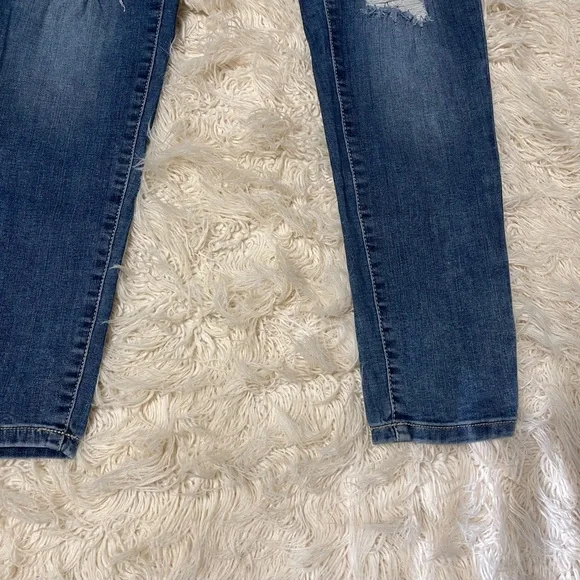 SO Blue Skinny Jean Distressed - Picture 4 of 8